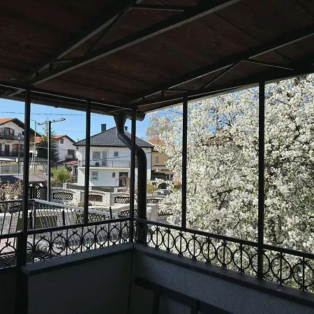 Semesterbostad Vacation Maja